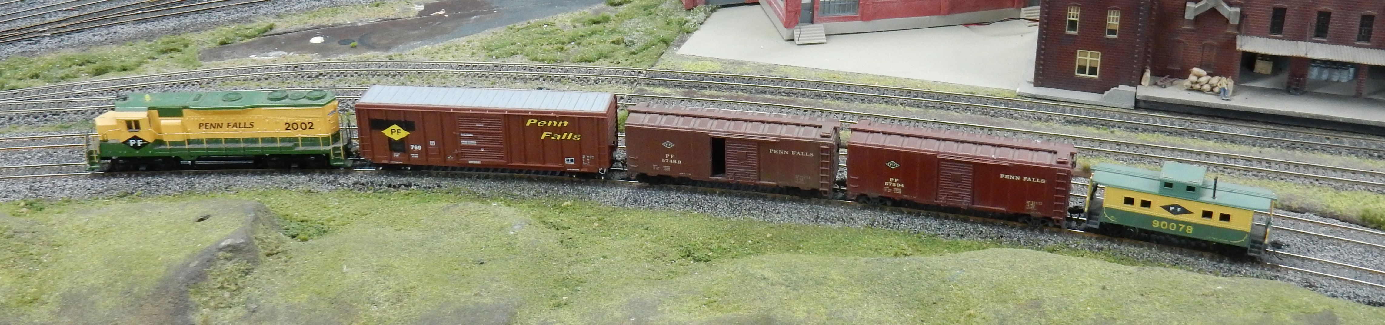 Repainted Penn Falls rolling stock